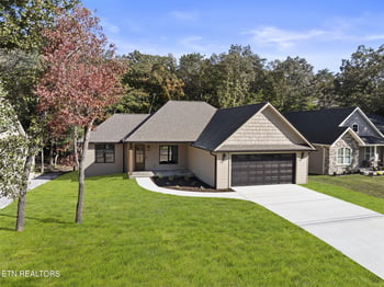 151 Hawes Cir, Fairfield Glade, TN 38558