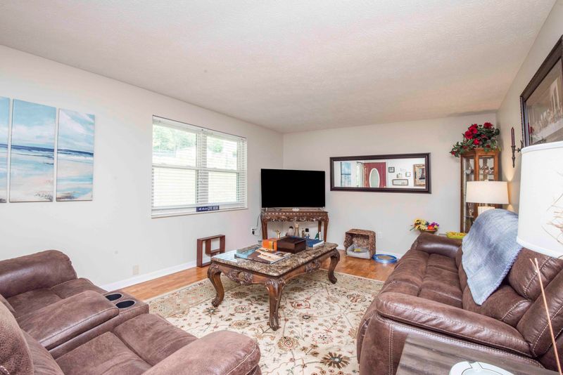 151 Highland Dr, Corryton, TN 37721