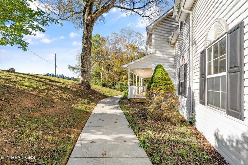 151 Huntington Ln, Heiskell, TN 37754