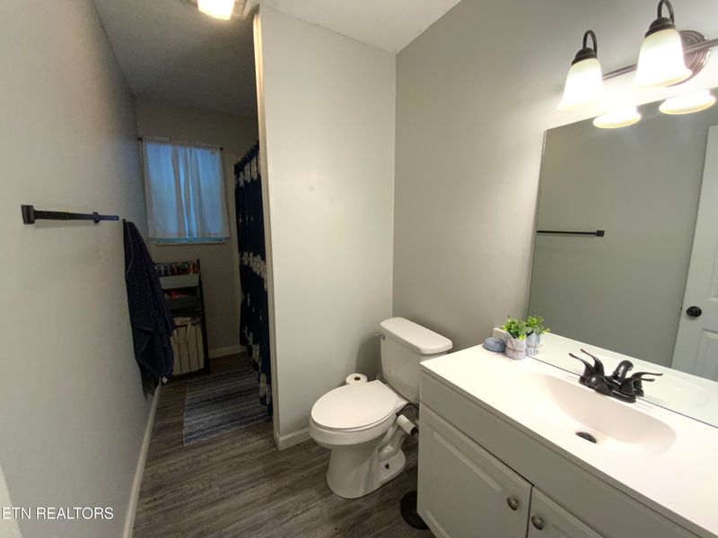 151 Park Pl, Harriman, TN 37748