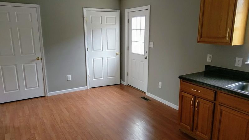 151 Volunteer Ln, Clinton, TN 37716