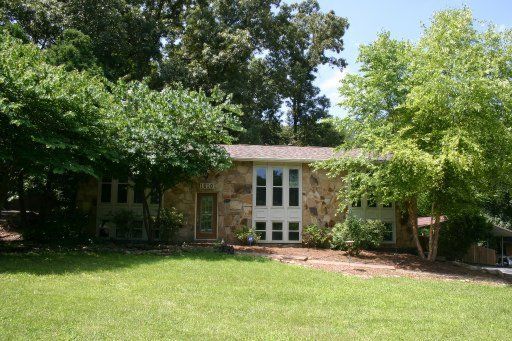 1510 Barcelona Dr, Knoxville, TN 37923