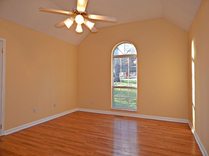 1510 Kathy Cir, Kingston, TN 37763