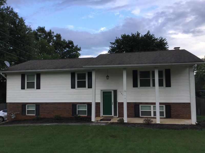1510 Leconte Dr, Maryville, TN 37803