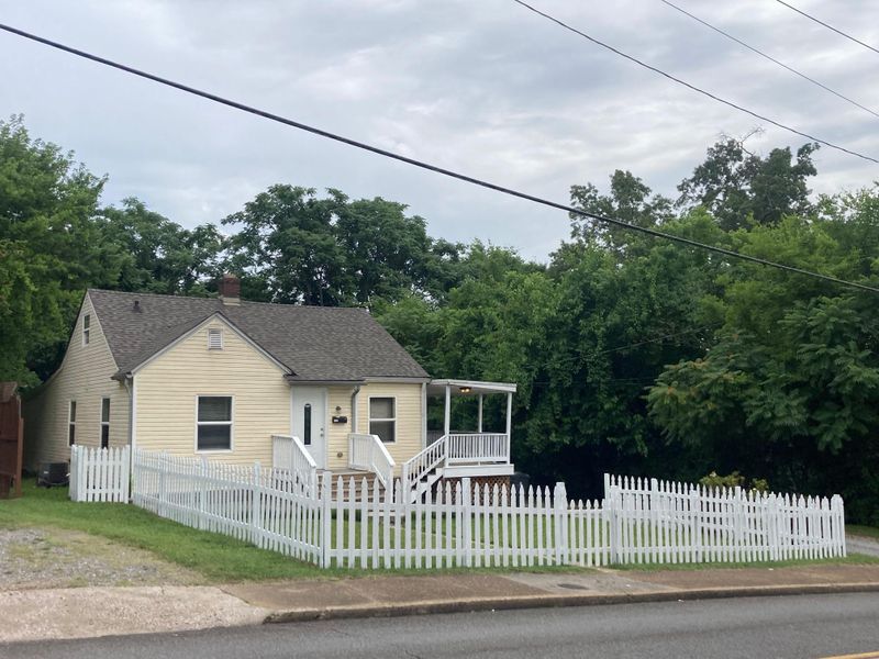 1510 Washington Pike, Knoxville, TN 37917