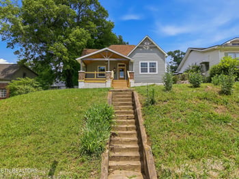 1511 Coker Ave, Knoxville, TN 37917
