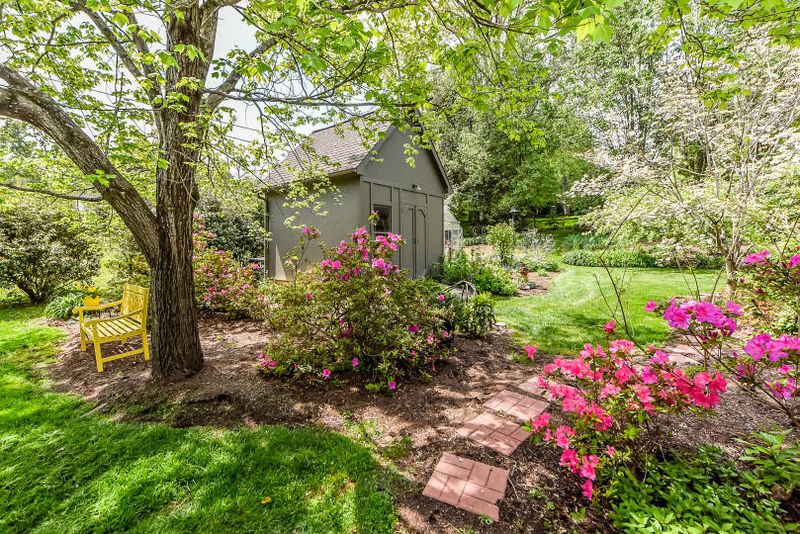 1511 Robin Rd, Maryville, TN 37803