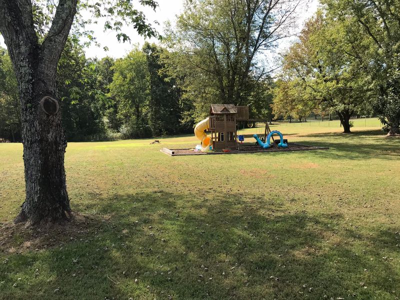 1512 Bowman Loop, Crossville, TN 38571