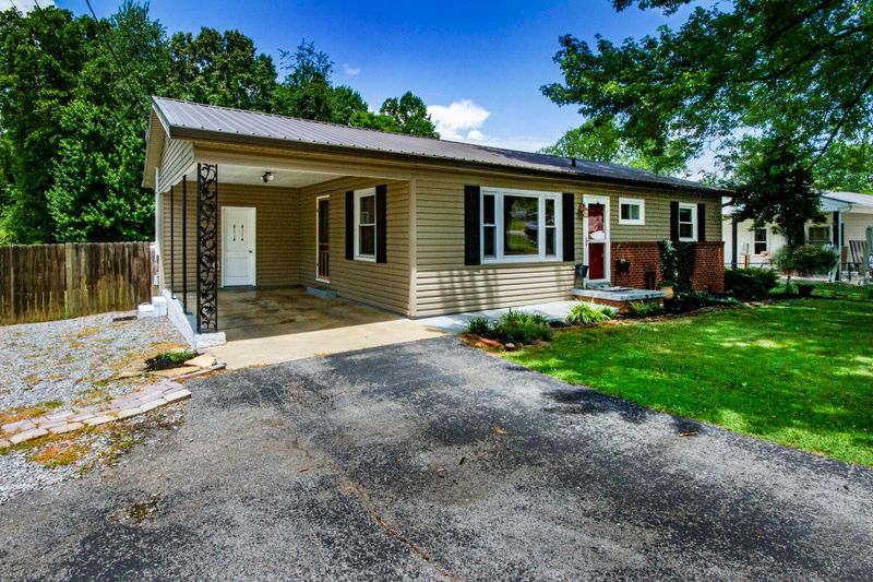 1513 Drexel Dr, Powell, TN 37849