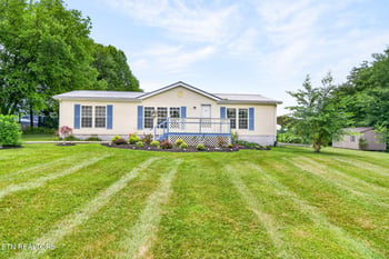 1513 Earl Jones Rd, Crossville, TN 38555