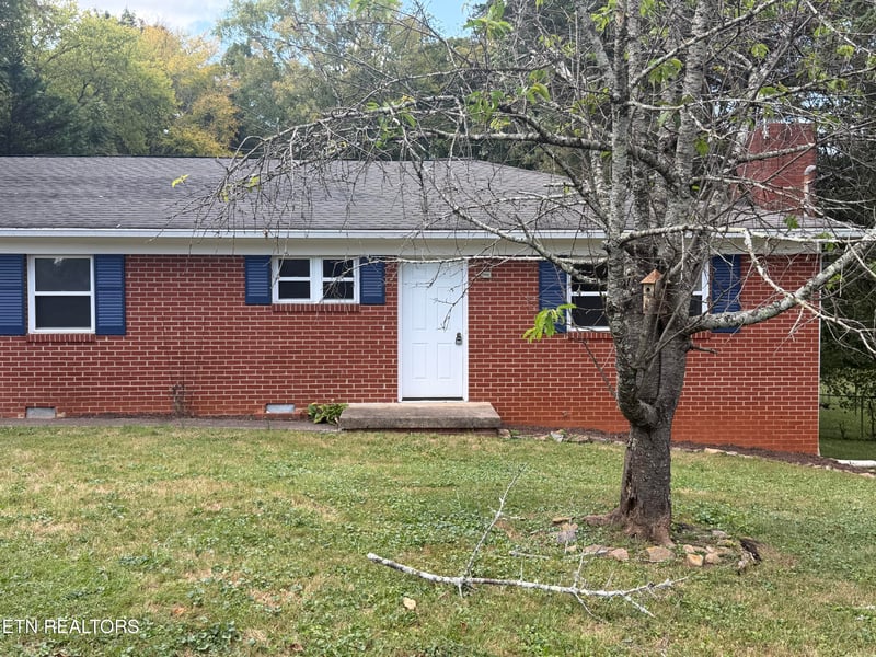 1513 Fair Dr, Knoxville, TN 37918