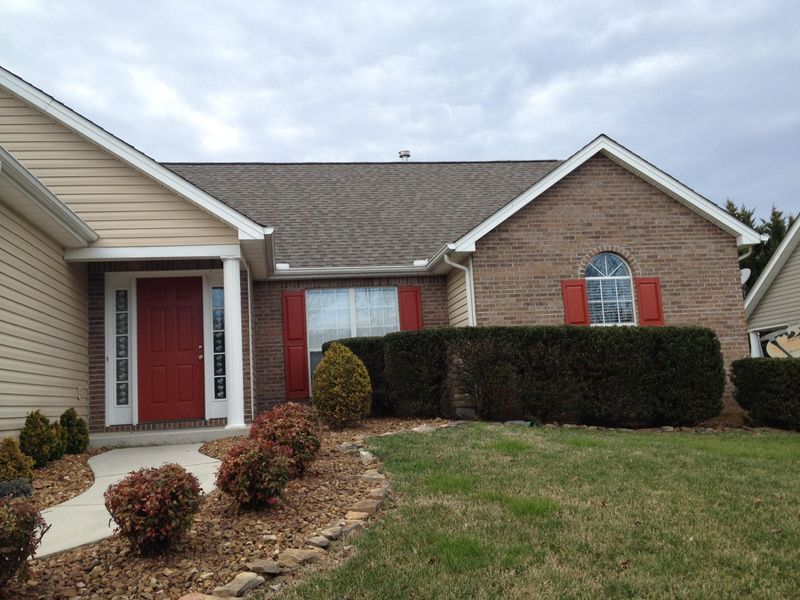 1513 Maremont Rd, Knoxville, TN 37918