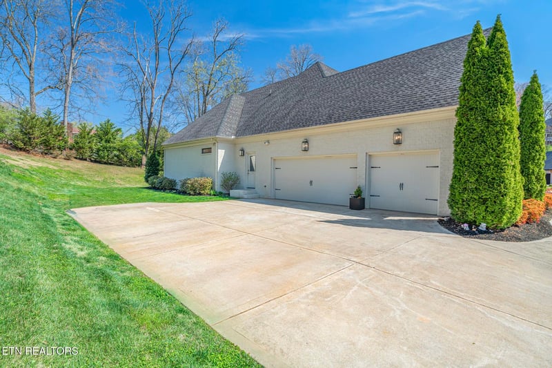 1513 Wembley Hills Rd, Knoxville, TN 37922