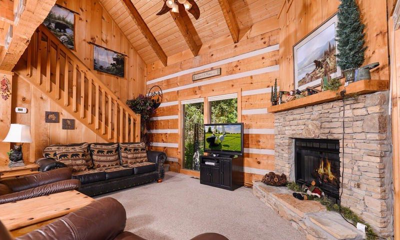 1514 Bear Valley Dr, Sevierville, TN 37862