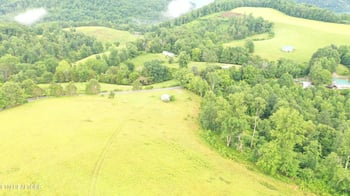 1514 Chestnut Stump Rd, Lafollette, TN 37766