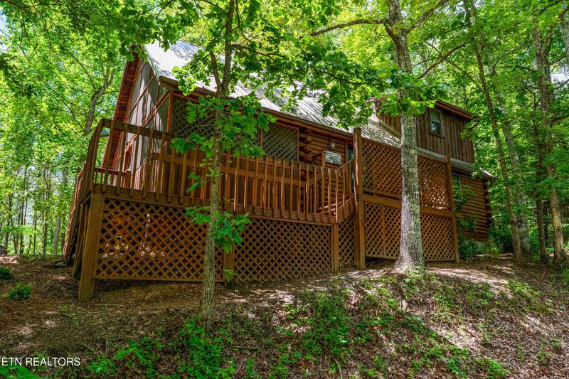 1514 Ridgecrest Dr, Sevierville, TN 37876