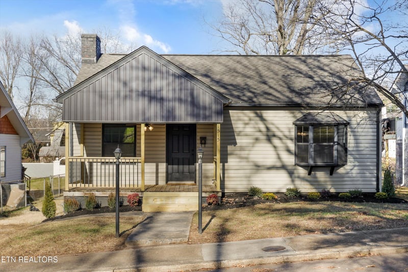 1515 Mccroskey Ave, Knoxville, TN 37917