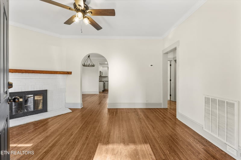 1515 Mccroskey Ave, Knoxville, TN 37917