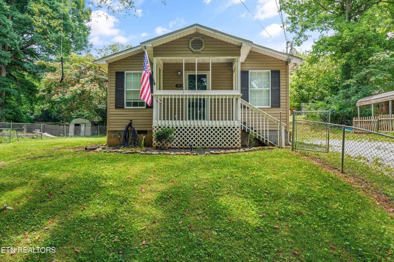 1515 Robert Huff Ln, Knoxville, TN 37914