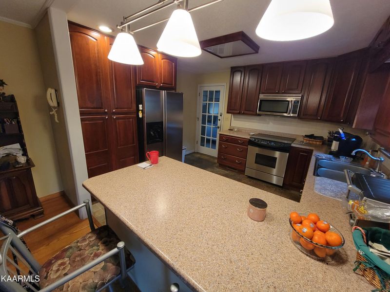 1516 Aldenwood Ln, Knoxville, TN 37919