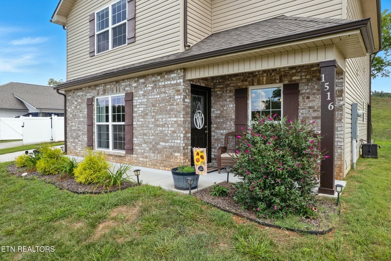 1516 Griffitts Blvd, Maryville, TN 37803