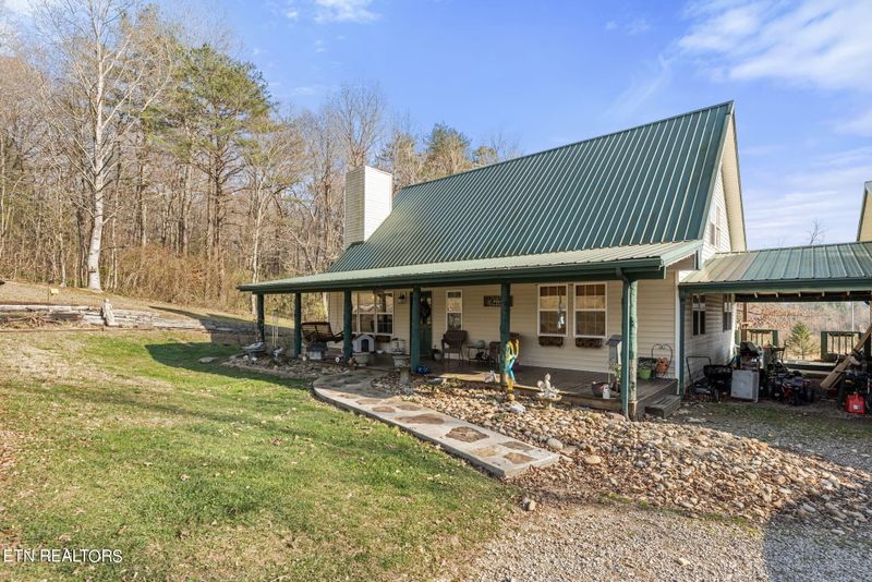 1516 Knoxville Hwy, Wartburg, TN 37887