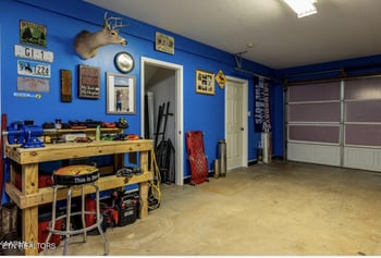1518 Caleb Tr, Greenback, TN 37742