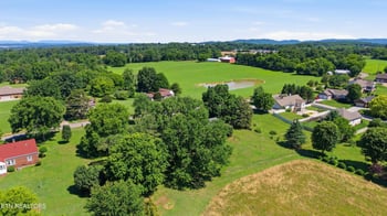1518 E Brown School Rd, Maryville, TN 37804
