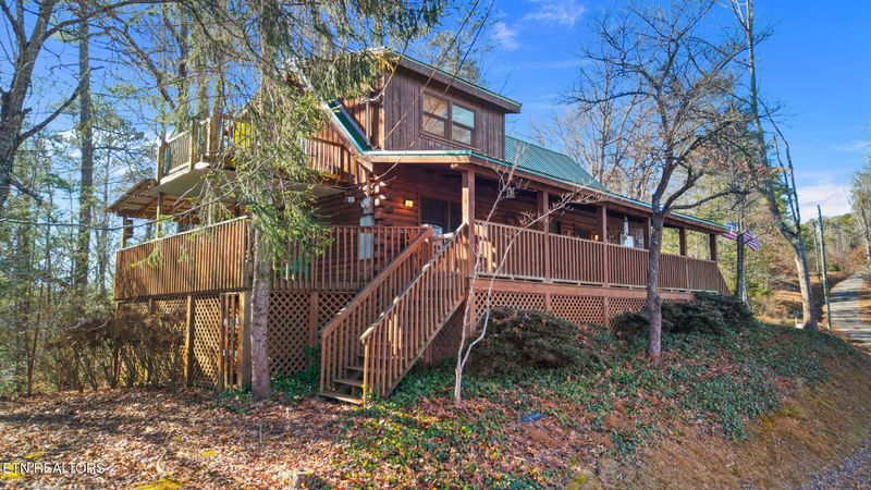 1518 Ridgecrest Dr, Sevierville, TN 37876