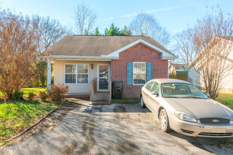 1518 River Colony Ct, Sevierville, TN 37862