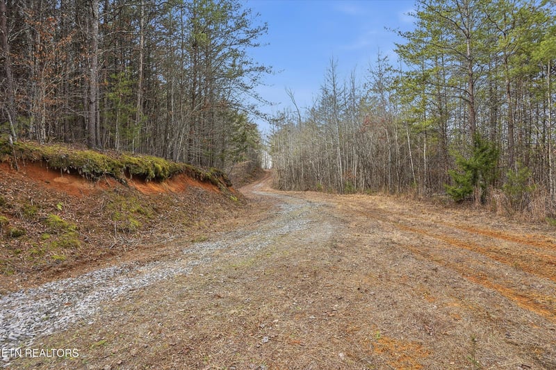 1518 Tom Mccall Rd, Maryville, TN 37801