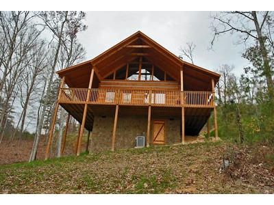 1519 Bear Valley Rd, Sevierville, TN 37876