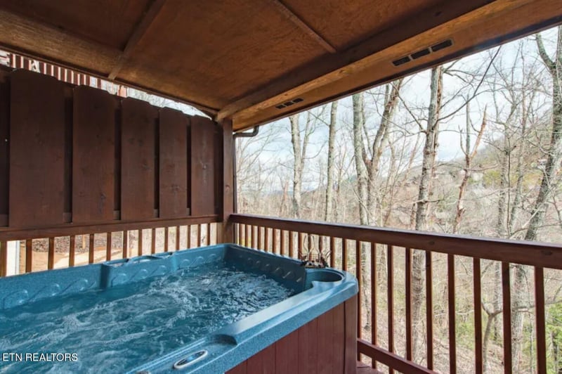 1519 Boo Boos Way, Sevierville, TN 37862
