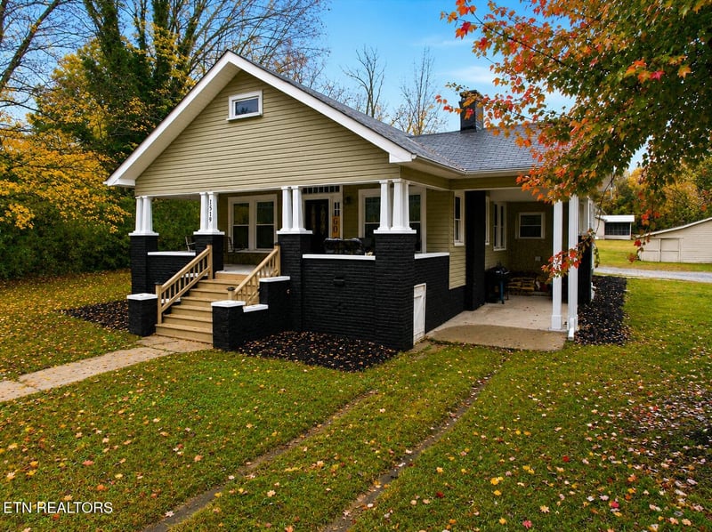 1519 W Madison Ave, Athens, TN 37303