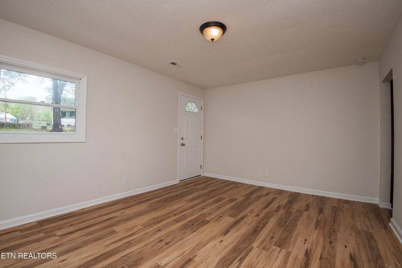 152 - 154 Hamilton Cir, Oak Ridge, TN 37830
