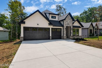 152 Adler Ln, Crossville, TN 38558