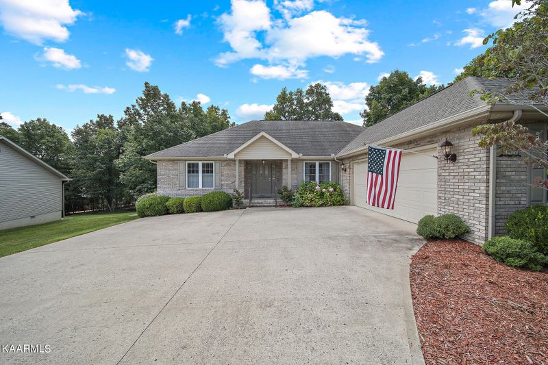 152 Berkshire Loop, Crossville, TN 38558