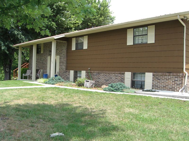 152 Cedar Ln, Rocky Top, TN 37769