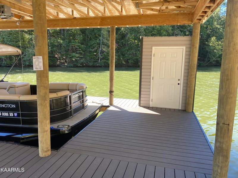 152 Emerald Pointe Cir, Rockwood, TN 37854