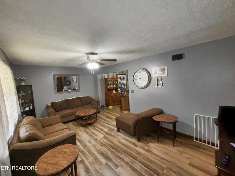 152 Hicks Ln, Jellico, TN 37762