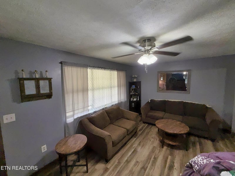 152 Hicks Ln, Jellico, TN 37762