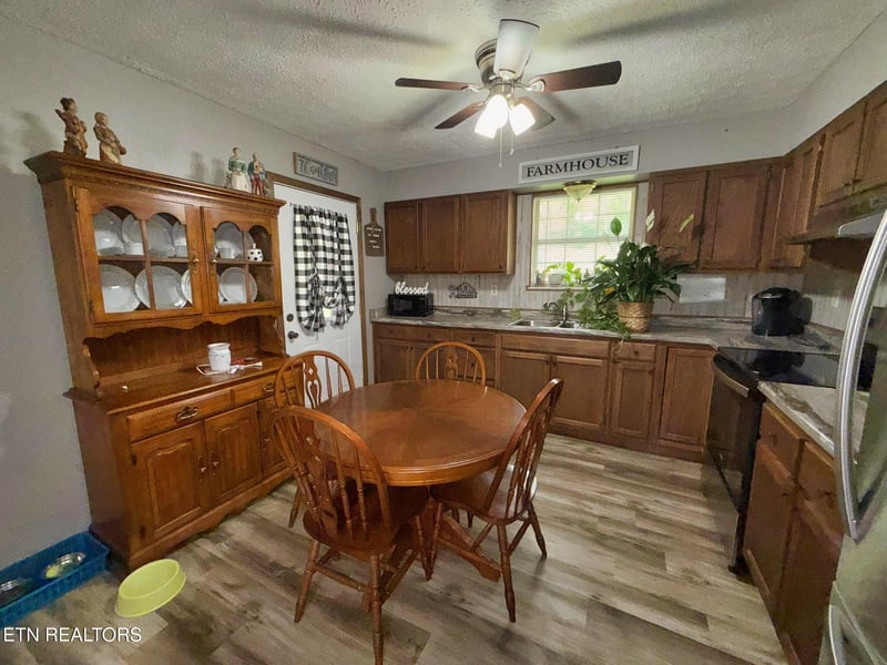 152 Hicks Ln, Jellico, TN 37762