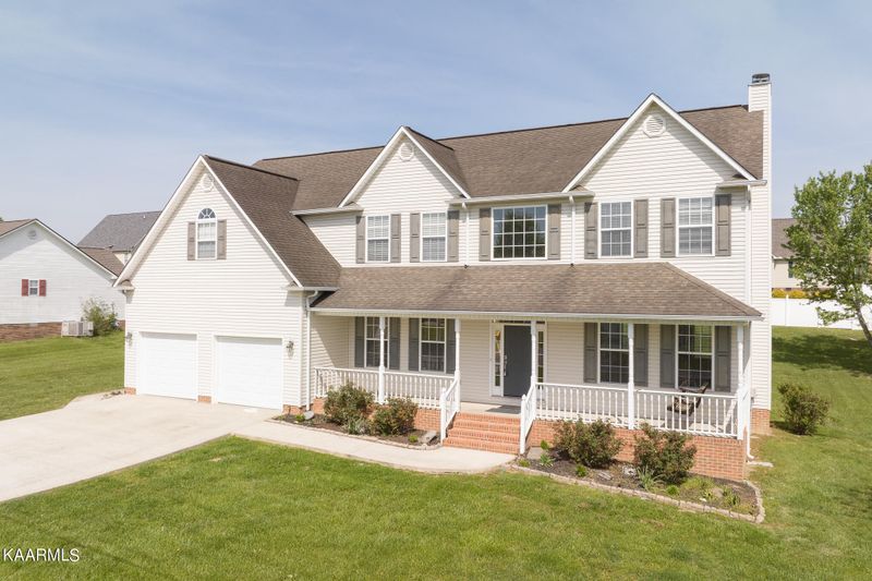 152 Magnolia Ln, Jacksboro, TN 37757