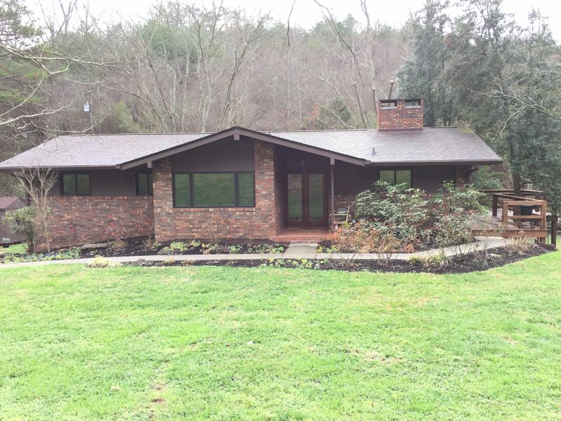 1520 Brown Rd, Knoxville, TN 37920