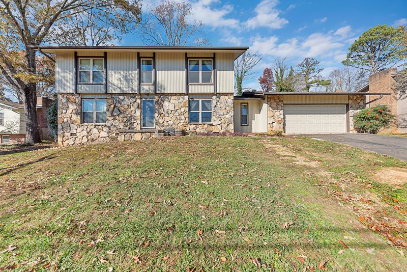 1520 La Paloma Dr, Knoxville, TN 37923