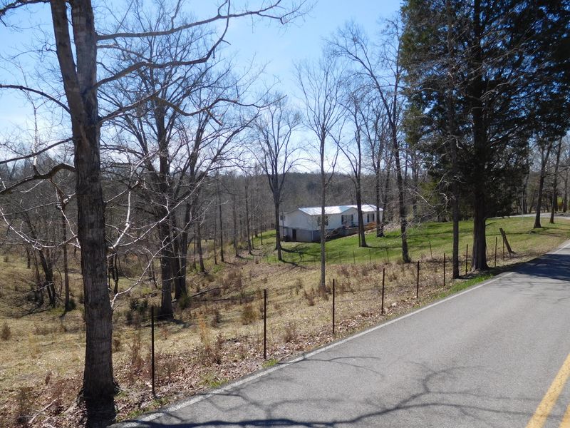 1520 Smith School Rd, Strawberry Plains, TN 37871