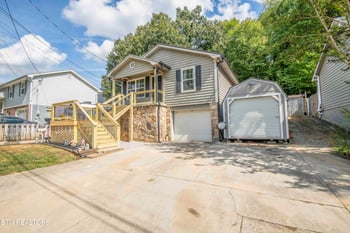 1520 Weeping Willow Ct, Knoxville, TN 37931