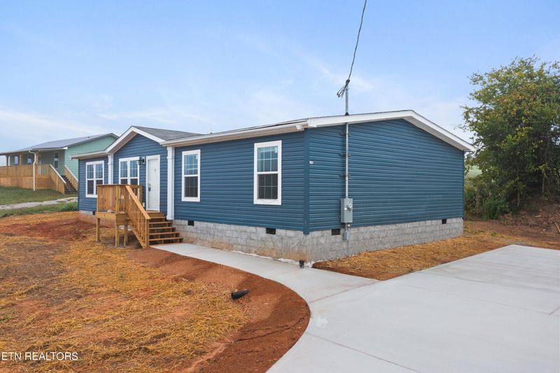 1521 Howell River Rd, Rutledge, TN 37861
