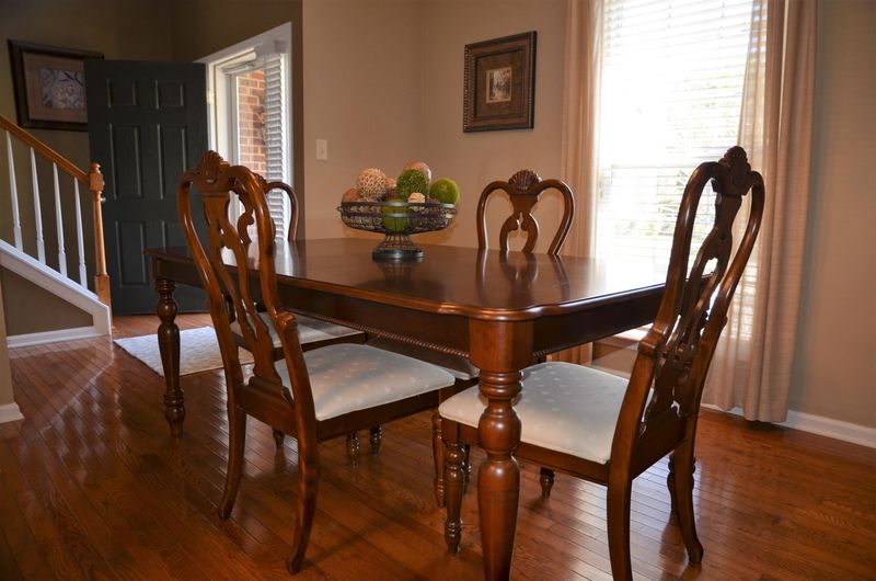 1523 Cider Ln, Powell, TN 37849