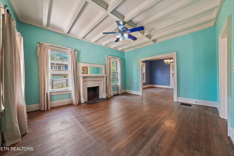 1525 Branson Ave, Knoxville, TN 37917
